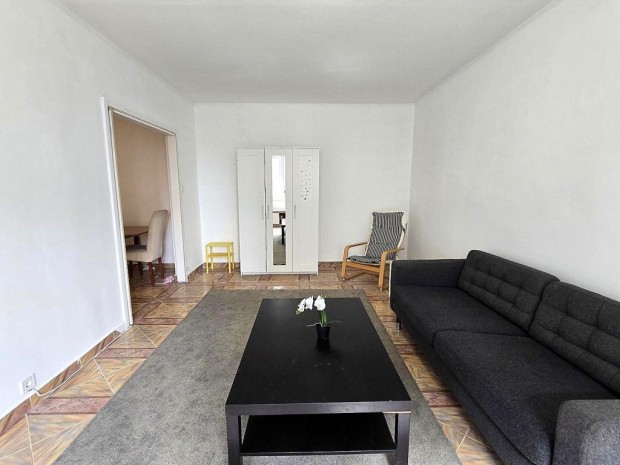 IV. Ker�let, Hajl� utca, 67 m2-es, t�rsash�zi lak�s, 2+1 szob�s