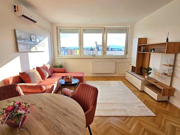 IV. Kerület, Rózsa utca, 46 m2-es, 10. emeleti, társasházi lakás
