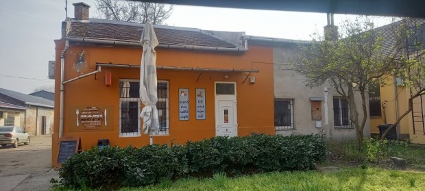 IV. Ker�let, V�ci �t, 110 m2-es, egy�b �zlethelyis�g, �tlagos �llapot�