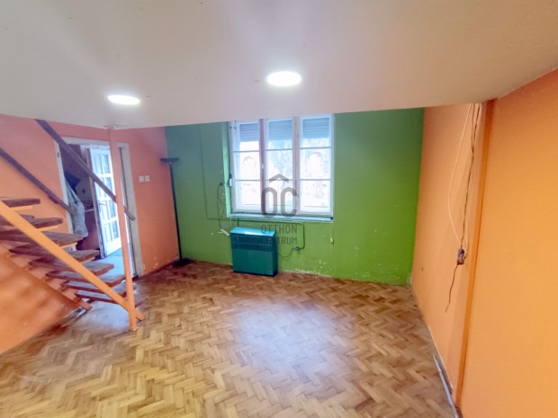 IV. ker�leti elad� t�gla t�rsash�zi lak�s