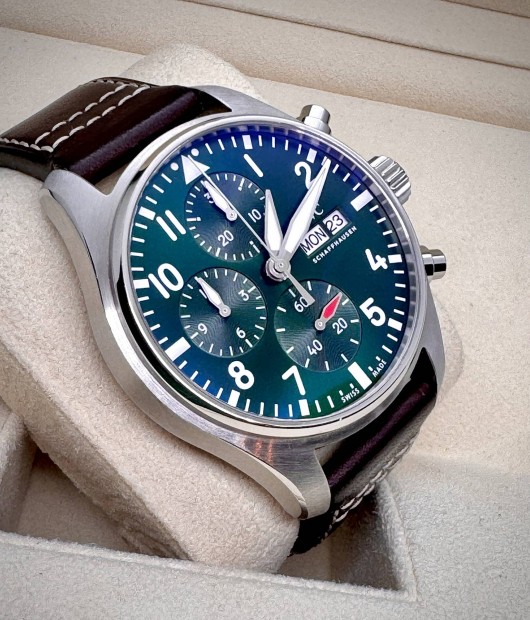 IWC Pilot Chronograph 41 green dial