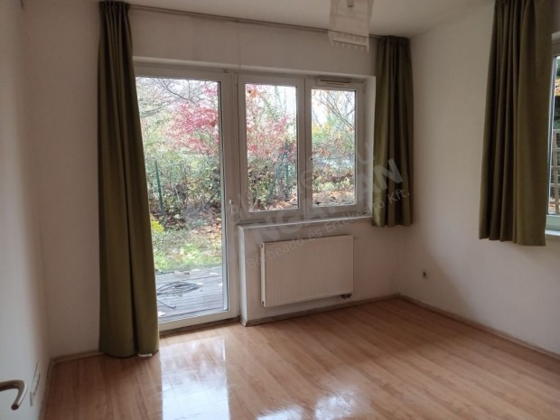 IX. kerletben a Haller utcban 49 m2-es 2 szobs,