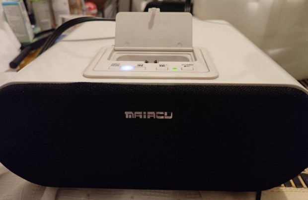 I-Oval stereo speaker 2.1 Ipod docks