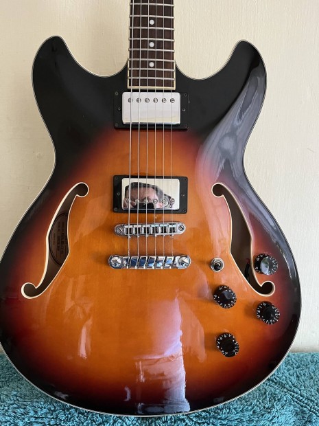 Ibanez Artcore Jazz Gitr: ra: 145.000 Forint.