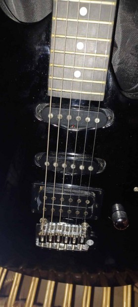 Ibanez Gio jszer gitr pedllal