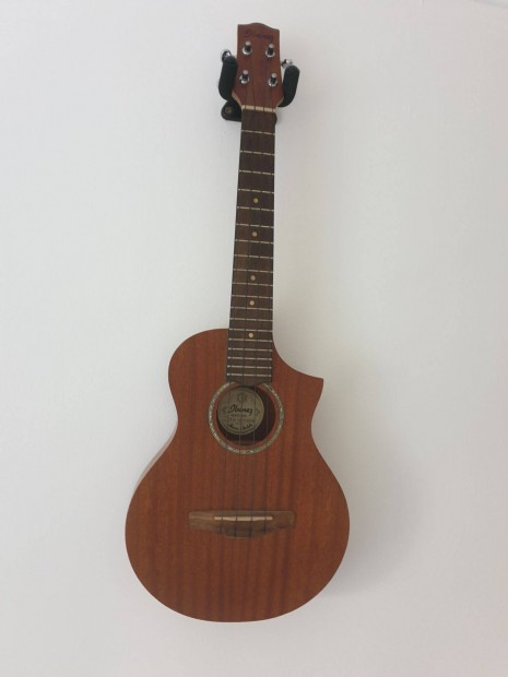 Ibanez Uewt5 Opn tenor ukulele