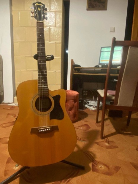 Ibanez elektro accustikus gitr