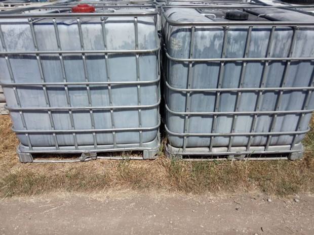Ibc tartály 1000literes nincs kimosva 1őblitést igényel ár 22ezer/DB