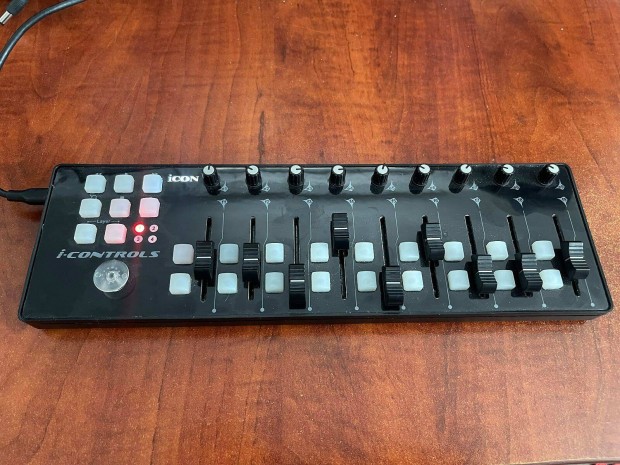 Icon i-Controls - Potable 9-Fader MIDI Controller