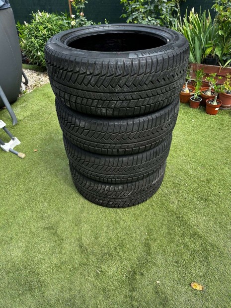 Id.buzz 235/50R20 265/45R20 tli gumik