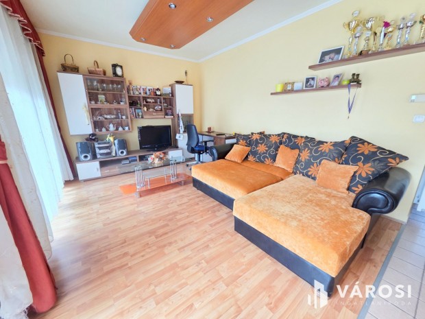 Ide csak a fogkef�j�t kell hoznia