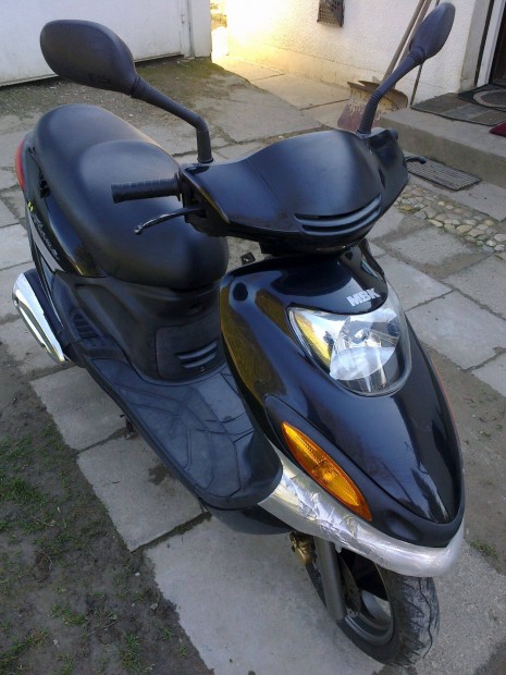 Idom váz lámpa ülés Yamaha Flame MBK