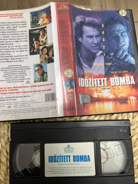 Idztett bomba vhs m