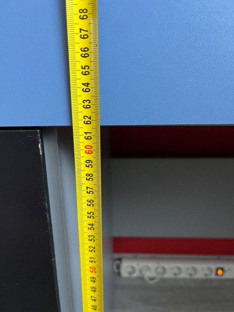 Ifjúsági íróasztal forgószékkel együtt