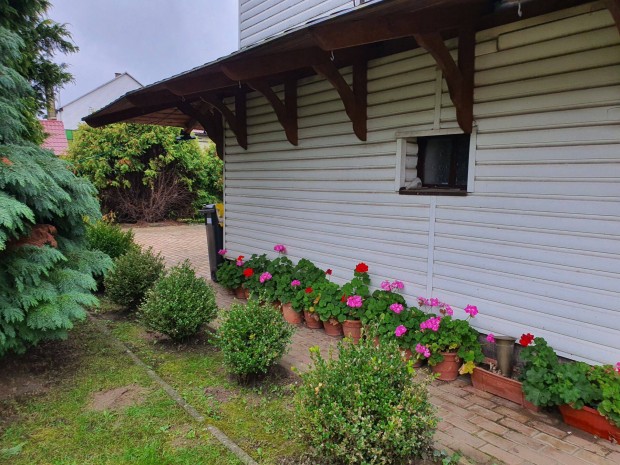 Ig�nyes, azonnal k�lt�zhet� t�gla h�z Zsurkon!