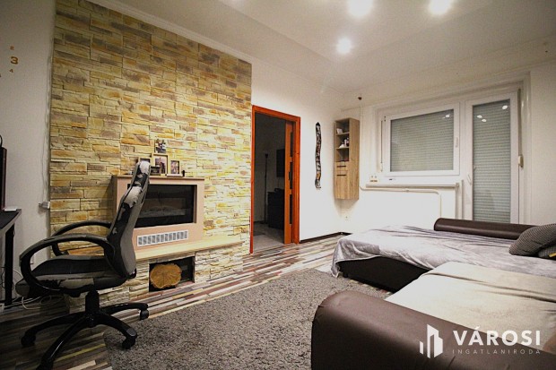 Ig�nyesen fel�j�tott lak�s a v�rosk�zpont felett