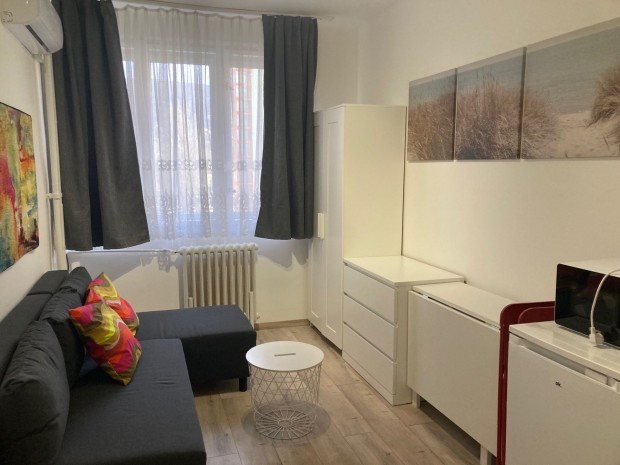 Ig�nyesen fel�j�tott lak�s kiad�!