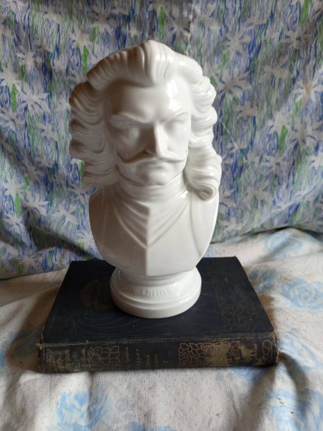 Ii R�k�czi Ferenc