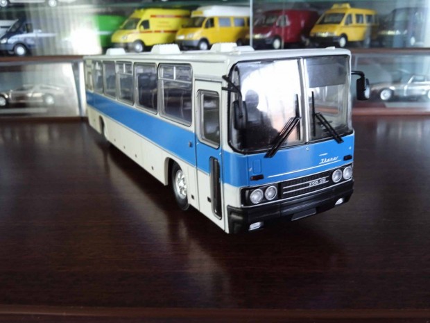 Ikarus 250 kk "Szovjet Autobusz" kisbusz modell 1/43 Elad