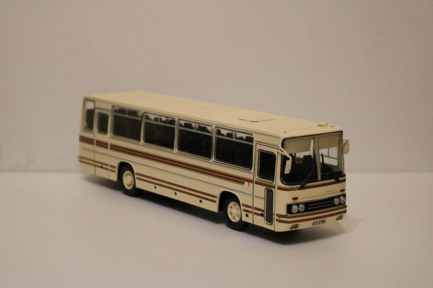 Ikarus 256 Premium Classixxs modell 1:43