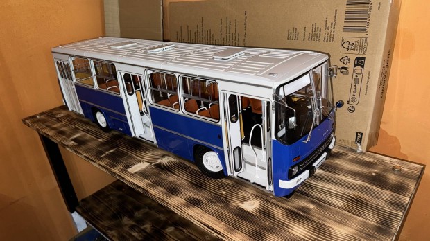 Ikarus 260 1:12 Deagostini, hibátlan, hiánytalan, pormentes!