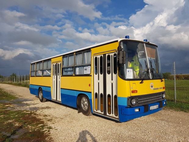 Ikarus 260 . 00 autmata