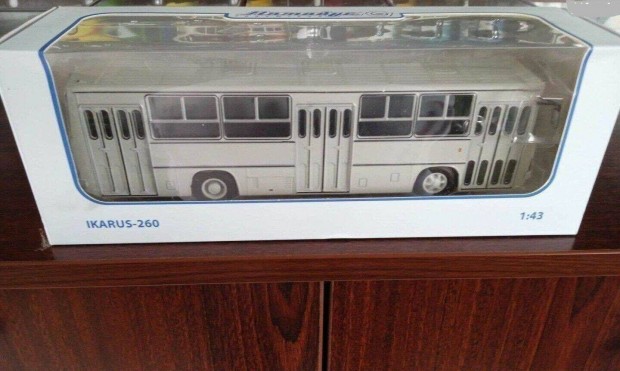 Ikarus 260 rancos ajtos "Szovjet Autobusz" kisbusz modell 1/43 Eladó