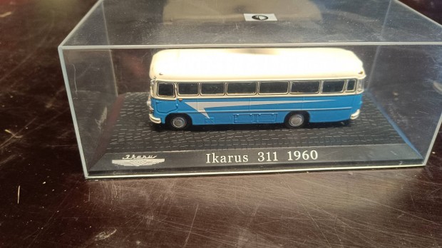 Ikarus 311 modell