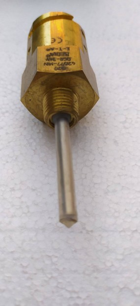 Ikarus 435 415 �j v�zszintjelz� ad� + csatlakoz� 24V Bedia