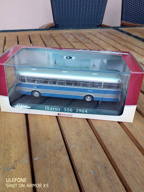 Ikarus 556 BKV 1964 ATLAS Editions Collections 1:72