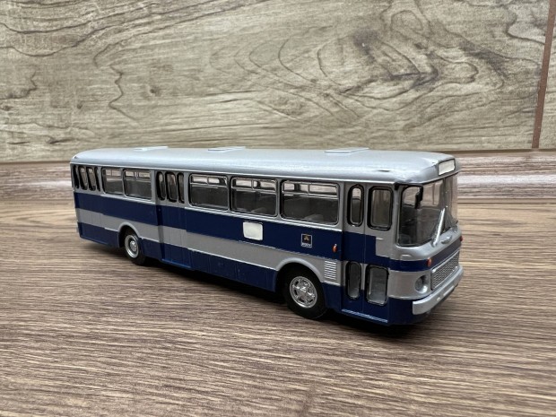 Ikarus 556 BKV 1/72 1:72 fm busz modell