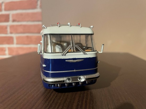 Ikarus 55 1/43