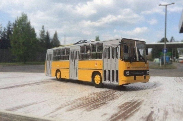 Ikarus BKV 260 -T troli sarga kisauto 1/43 modell Elado