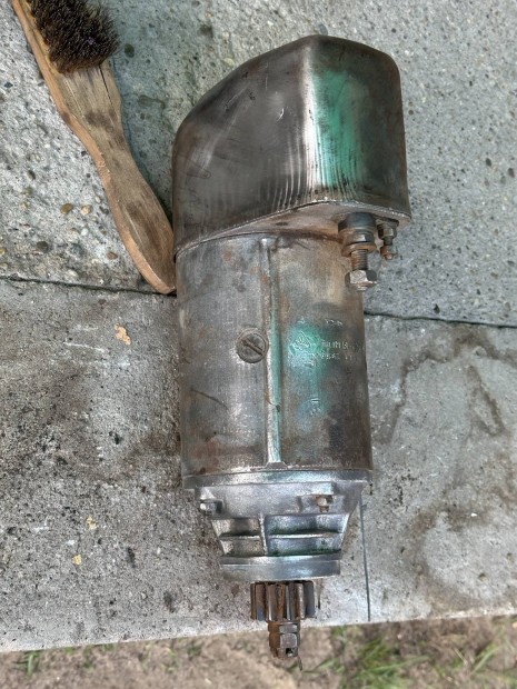 Ikarus IFA alkatrszek indtmotor genertor 