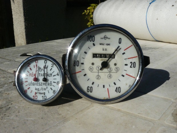 Ikarus , Csepel mérőműszer