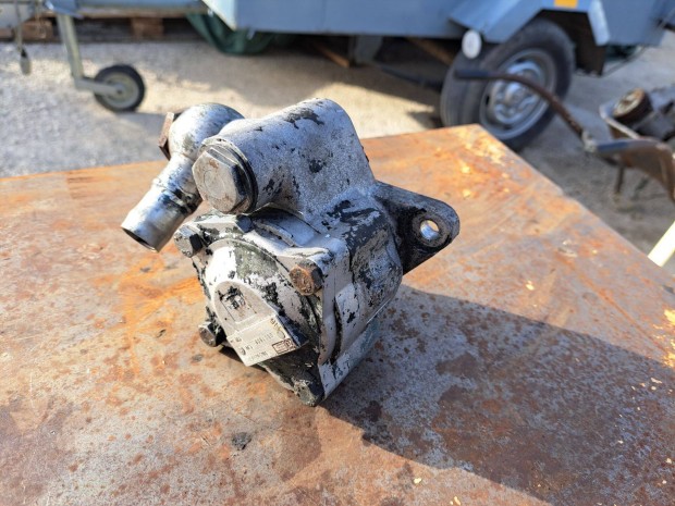 Ikarus kompresszor szerv szivatty pumpa szervszivatty ZF 130 bar