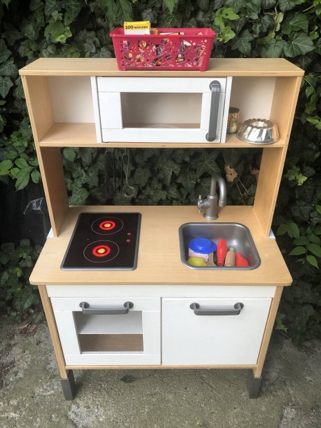 Ikea Duktig fa játékkonyha