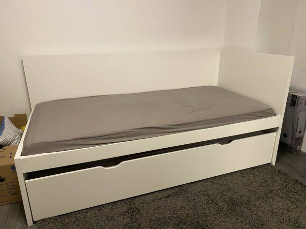 Ikea Flaxa gy kihzhat vendgggyal, gyrccsal, 1db matraccal