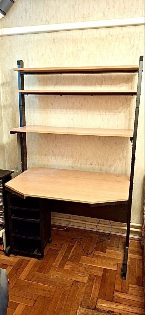 Ikea Gamer- r-szmtgp asztal