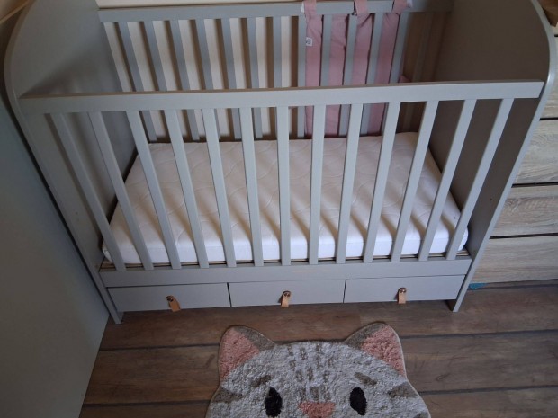 Ikea Gonatt kiságy babaágy rácsos ágy