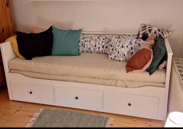 Ikea Hemnes kanapéágy matracokkal
