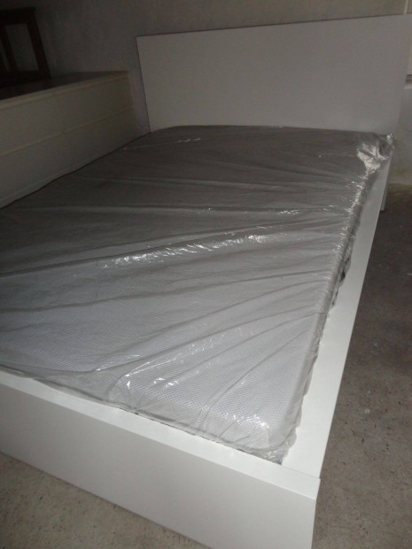 Ikea Malm ágy 140x200 komplett