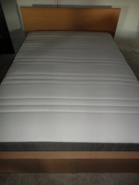 Ikea Malm ágy 140x200 komplett