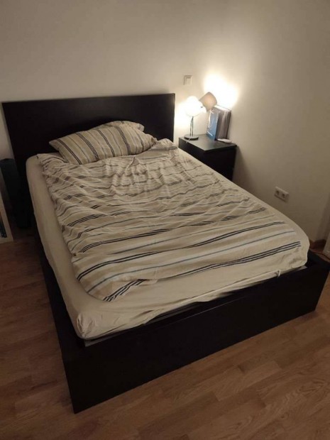 Ikea Malm fekete felnyithat gynemtarts franciagy 160x200