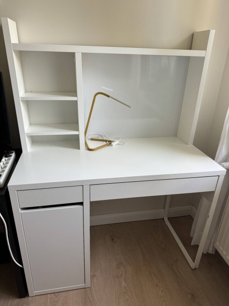 Ikea Micke rasztal