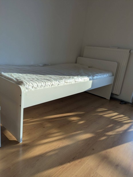 Ikea ágy matraccal 90*200