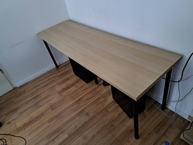 Ikea asztal elad