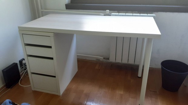 Ikea asztal fikkal