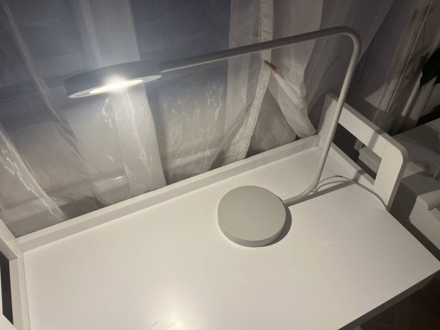 Ikea asztali lámpa