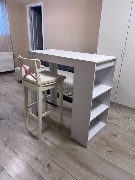 Ikea brasztal szkkel